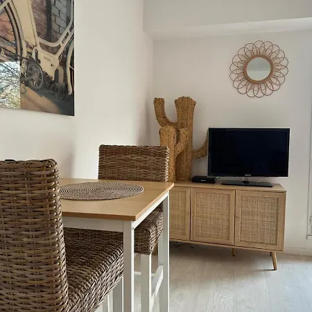 Cocon Proche Du Centre - Balcon - Parking * Vannes